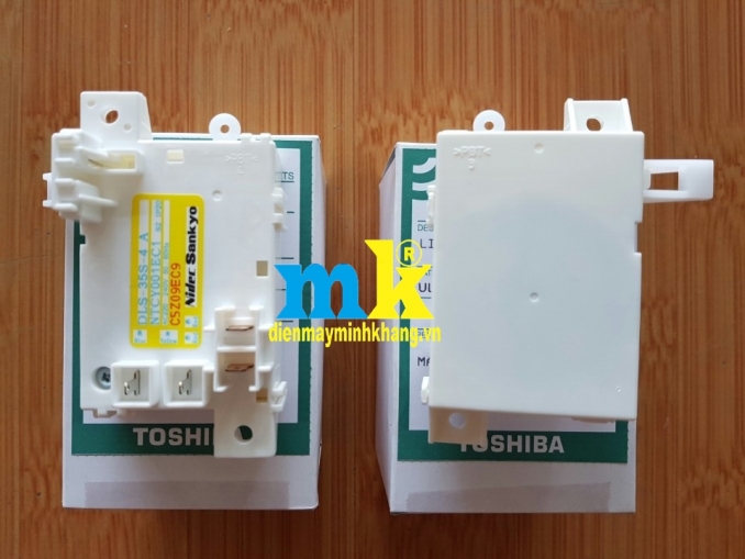 ( SP132 )  Công Tắc Khóa Cửa Máy Giặt Toshiba Loại 4 Dây